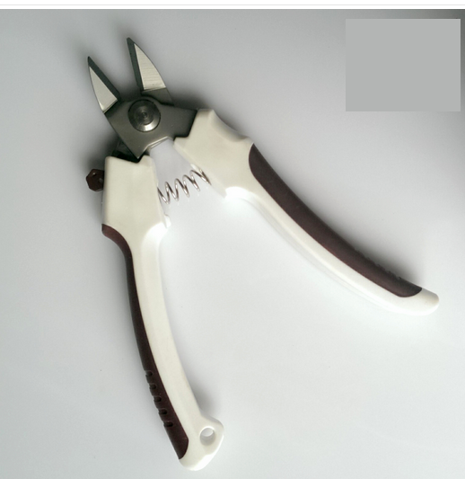 剪刀張開(kāi)狀態(tài)展示