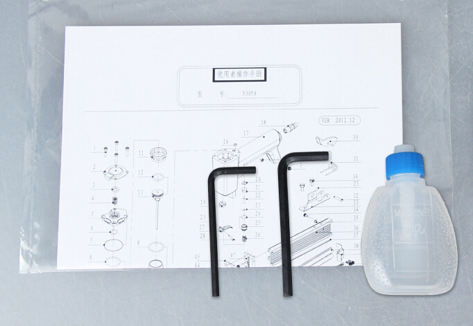 標(biāo)準(zhǔn)配置附件 標(biāo)準(zhǔn)配置附件