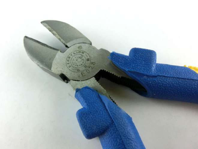 斜嘴鉗產品圖 斜嘴鉗產品圖